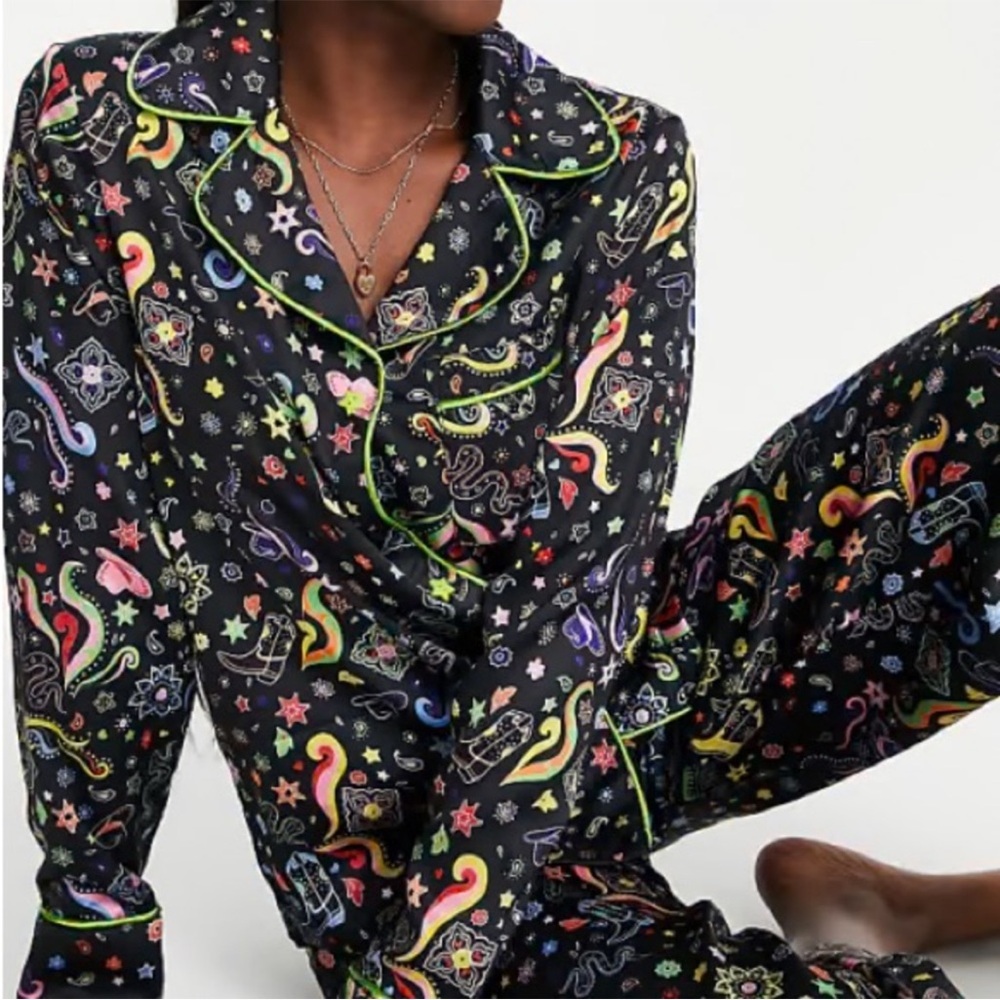 NEVER FULLY DRESSED Dolly Satin Pajama Set Western Brights Print New With Tags